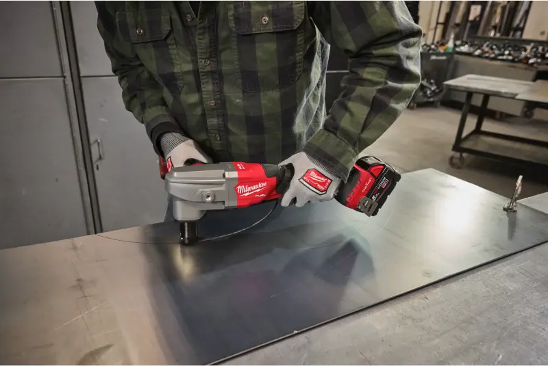 Aku prostřihovač plechu 3,5 mm Milwaukee M18 FNB35-502X  (MI4933498983)